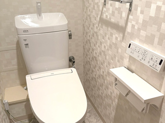 トイレリフォーム 清潔感あふれる明るいレストルーム