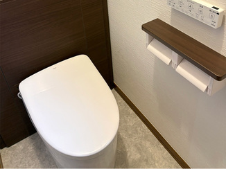 トイレリフォーム 収納力も清掃性も◎お手入れらくらくレストルーム