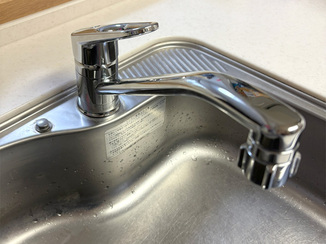 小工事 レバー操作が軽く吐水がスムーズな快適キッチン水栓
