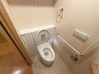トイレリフォーム 高級感のある落ち着いた雰囲気のレストルーム